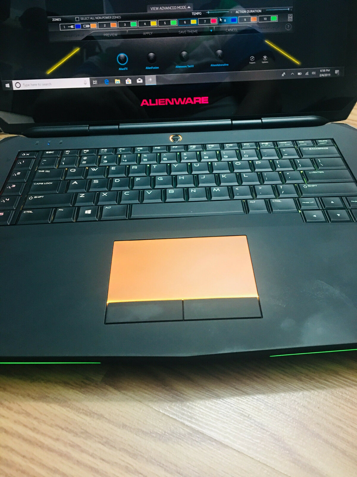 Alienware 15 R2 i7-6700MQ 16gb 1TB SSD 15.6" UHD Touch GTX 970M Gaming Laptop