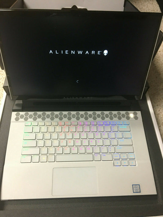 Alienware M15 R2 i5-9300H 8GB Nvidia GTX 1660Ti 1TB SSD Win10 Gaming Laptop New